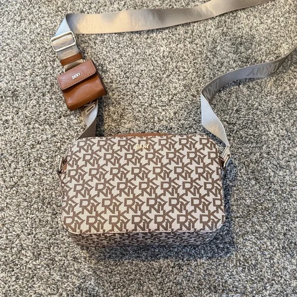DKNY Brown and Cream Monogram Shoulder Bag - Picture 2 of 7